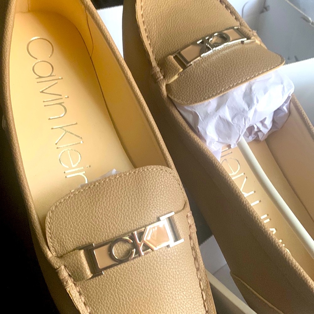 NEW leather Calvin Klein mocassim